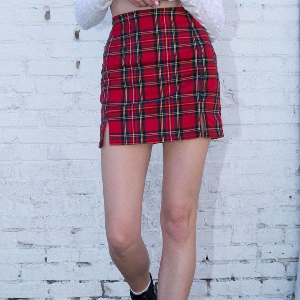 Brandy Melville John Galt Cara Plaid Skirt XS-S